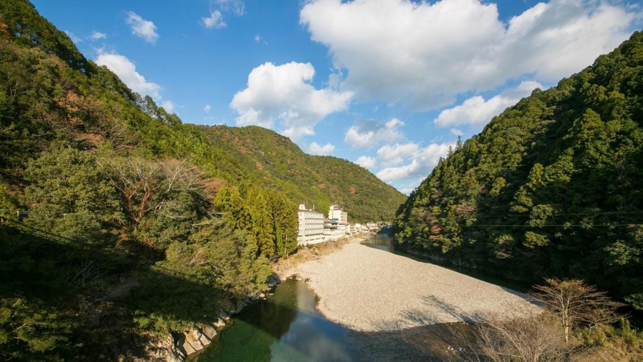 Sansuikan Kawayu Matsuya Hongu Esterno foto